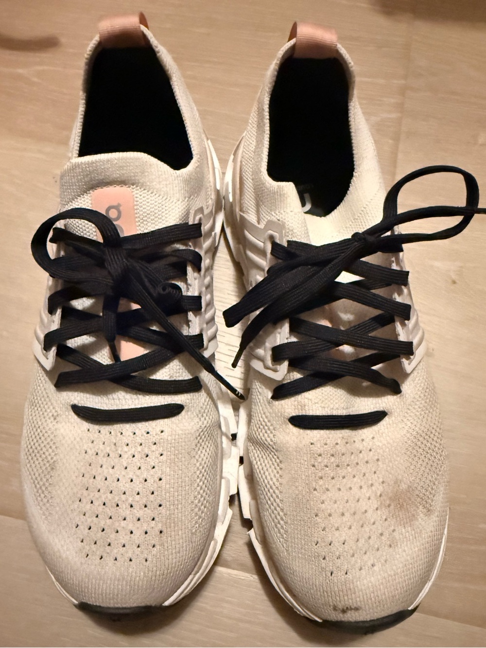 On Running Swift Women’s White Knit Sneakers with Black Laces and Pink Accent